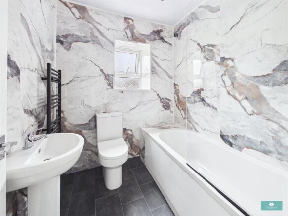 2 bed Terraced for sale Image 10