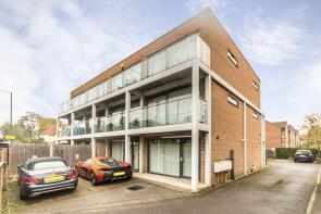 Flat 4, 50, Staines Road, Twickenham TW2 5AH