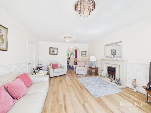 3 bed Bungalow for sale Image 4