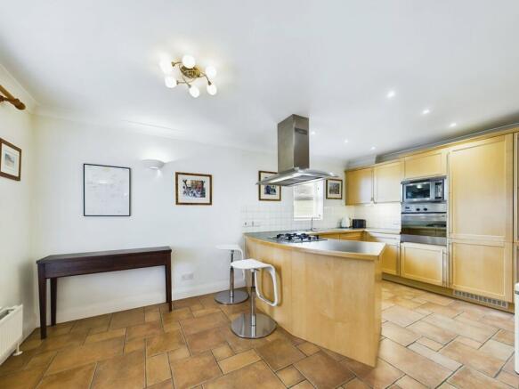 Lukes Close, Port Hamble, Southampton, SO31 photo 4