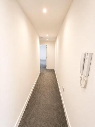 1 bed Apartment to rent Image 7