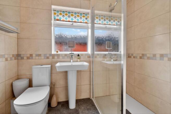 3 bed Terraced for sale Image 9