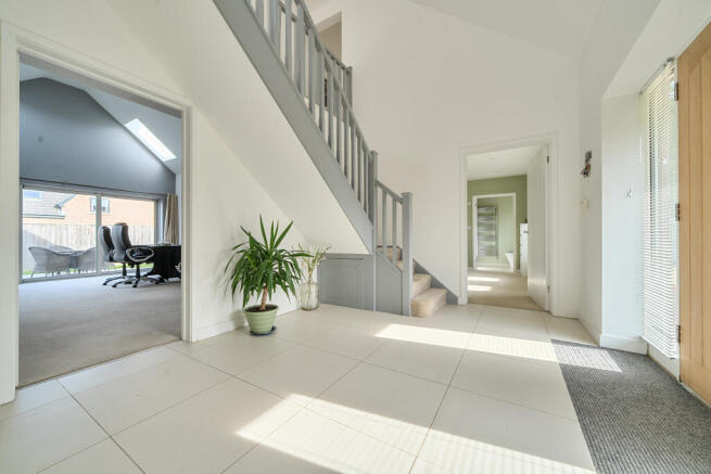 14332261569bd625c6577e