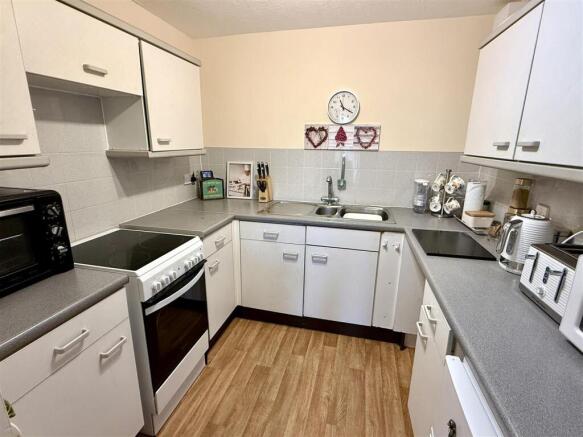 1 bed Apartment for sale Image 4