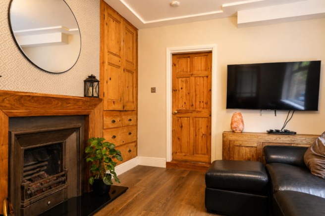 4 bed Terraced for sale Image 11
