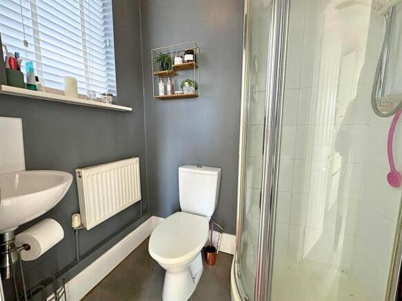 Ensuite Shower Room