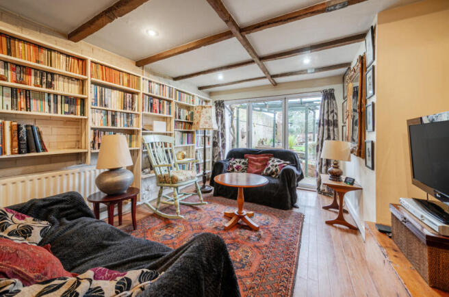 1405195-3-698b471...