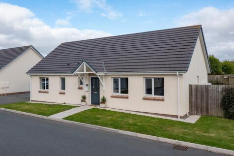 Beaconing Drive, Steynton, Milford Haven, SA73