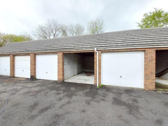 Garage and Carpor...