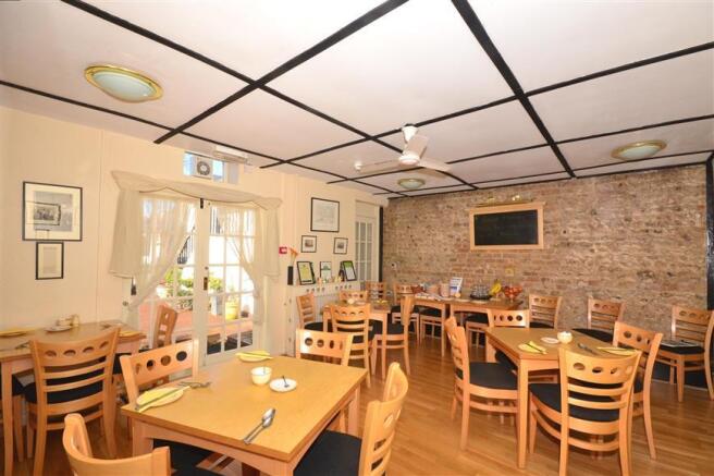 Guest Dining Area
