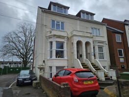 Flat 1, 4, Cottage Grove, Southsea PO5 1EN