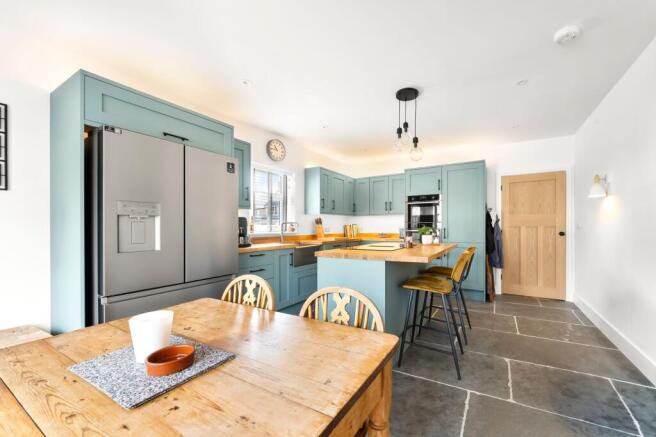 3 bed End of Terrace for sale Image 5