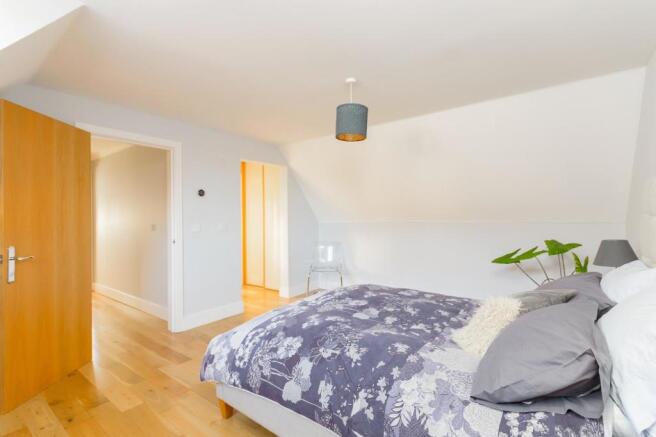 EVIRDTNARRUCKCALB20 - Bedroom C.jpg