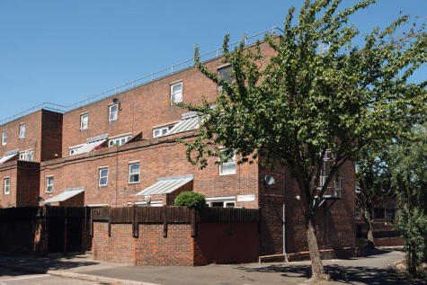 Mowatt Close, London