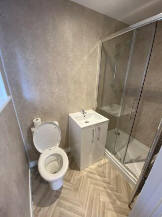 Ensuite.jpg