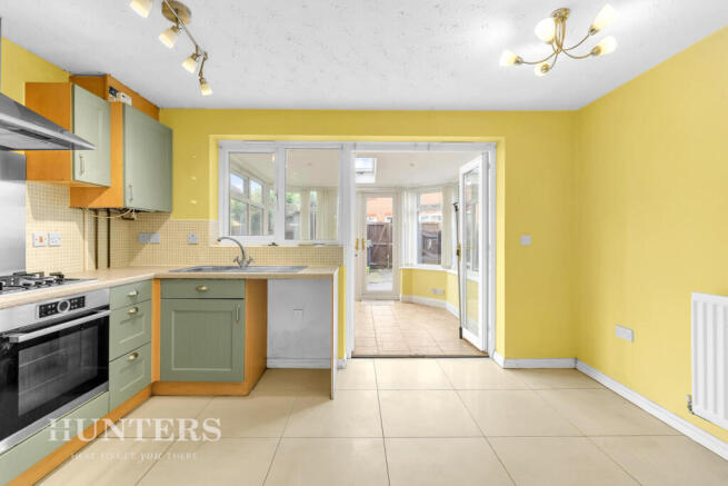2 bed Town House for sale Image 9