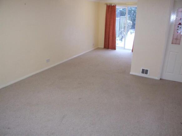 Lounge/dining