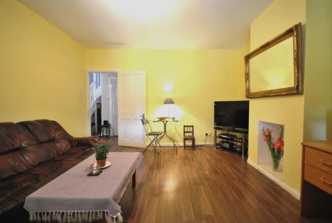Large Lounge (Rev...