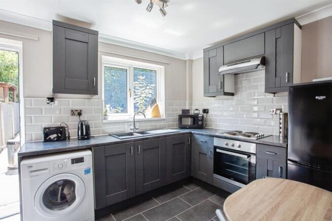 2 bed Terraced for sale Image 4