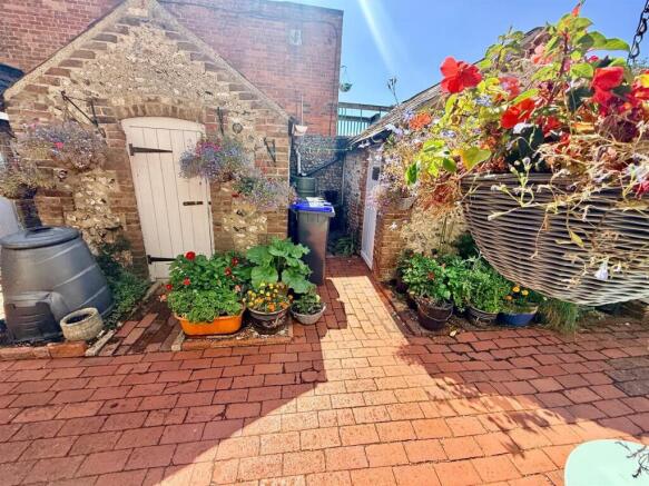 For Sale by Aspire Residential | South Farm Road