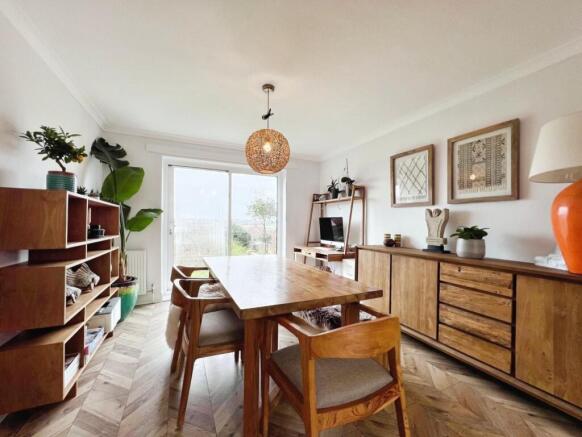 Dining Room.jpg