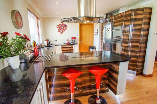 Kitchen/Breakfast