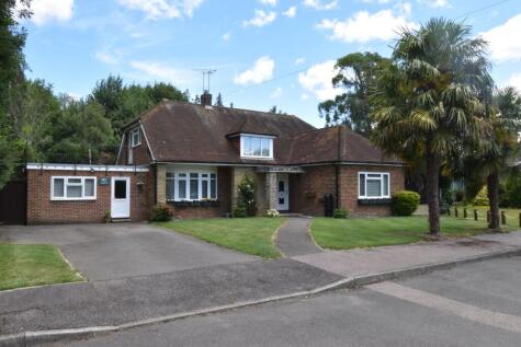 Lakelands, Harrietsham, ME17
