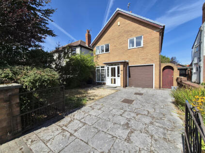 West Drive, Cleveleys, FY5