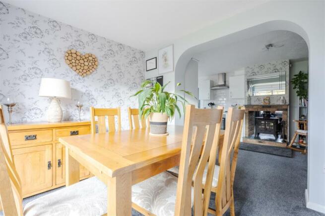 Kitchen diner