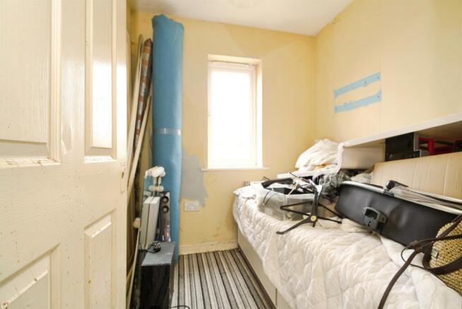 3 bed Semi-Detached for sale Image 9
