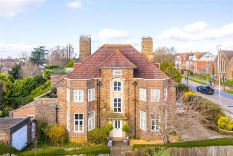 Dyke Road, Hove, East Sussex, BN3