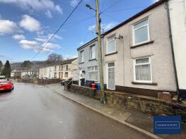 23, Perthygleision, Aberfan, Merthyr Tydfil CF48 4NZ