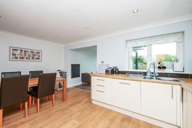 Kitchen / Dining Room