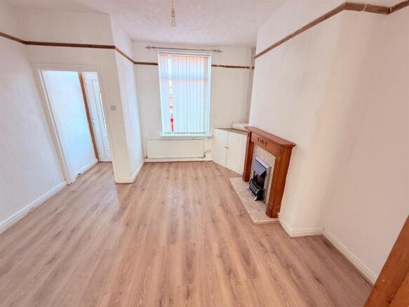 PHOTO-2025-06-18-18-41-17 (3).jpg