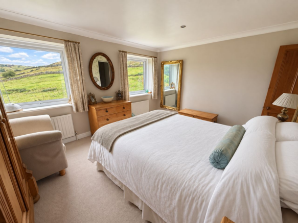 Alma Terrace, East Morton, Keighley, BD20 photo 4