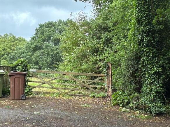 Land adj Saltcote - Entrance