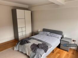 Flat 94, Paramount Court, University Street, London WC1E 6JW