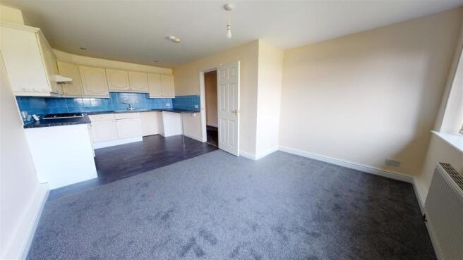 Kitchen / Living Room