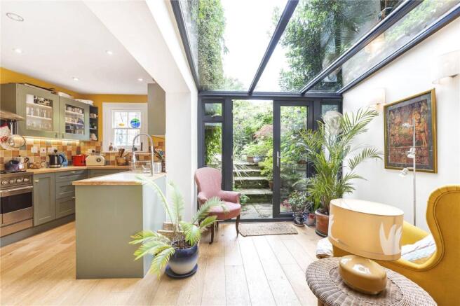 Kitchen/Conservatory