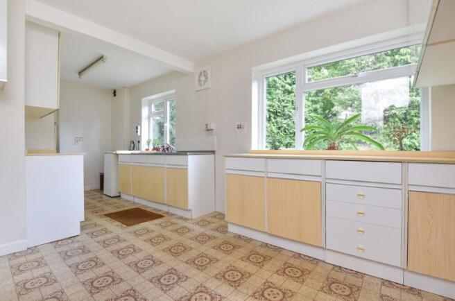 Sub Kitchen
