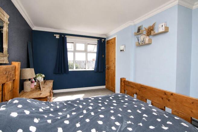 3 bed Semi-Detached for sale Image 12