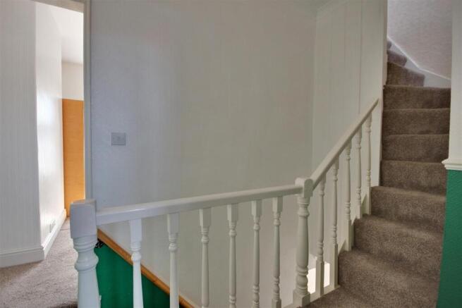 2 bed Terraced for sale Image 12