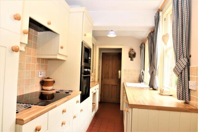 Fitted Kitchen