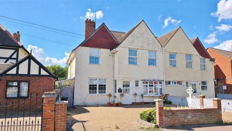 Hall Lane, Walton-on-the-Naze