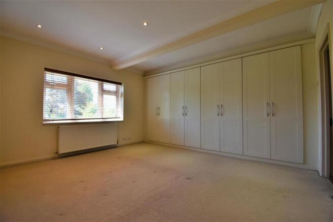 MASTER BEDROOM.jpg