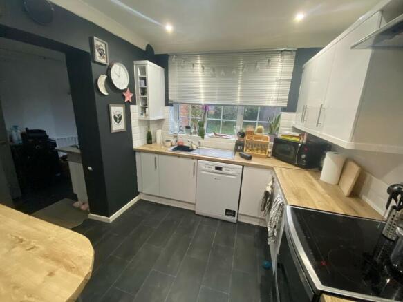 Photo 4