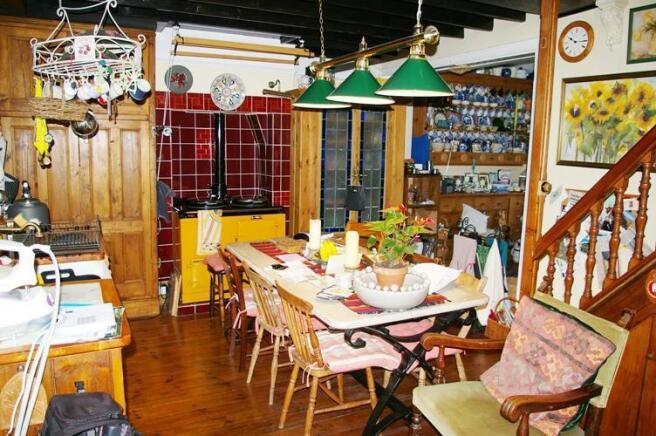 KITCHEN/DINER