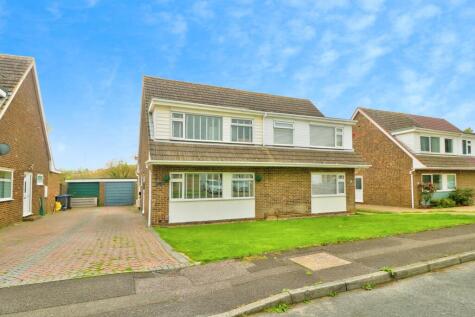 Newlands, Whitfield, CT16