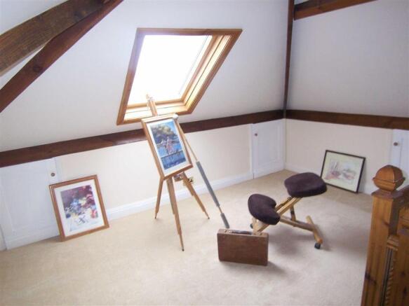 Spacious Landing: