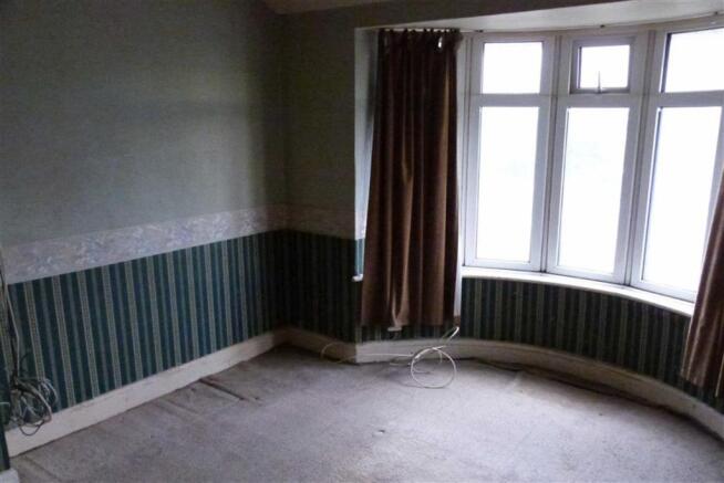 Bedroom 1: